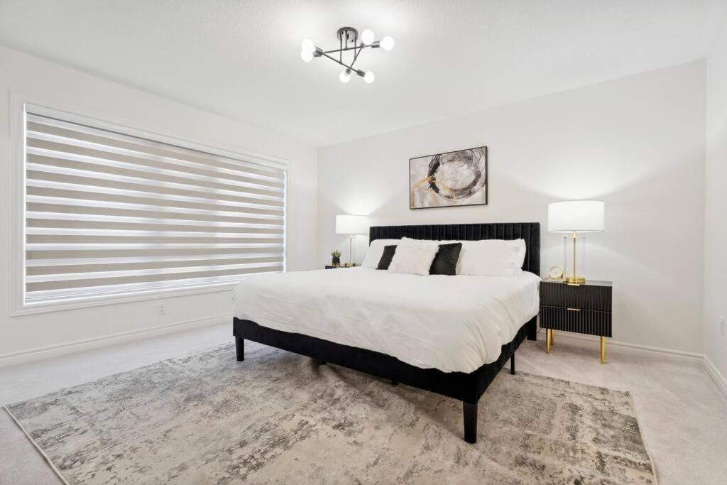 Barrie Luxe, Pool Table 6 Bedroom 6 Ba Custom Design A+ Location المظهر الخارجي الصورة